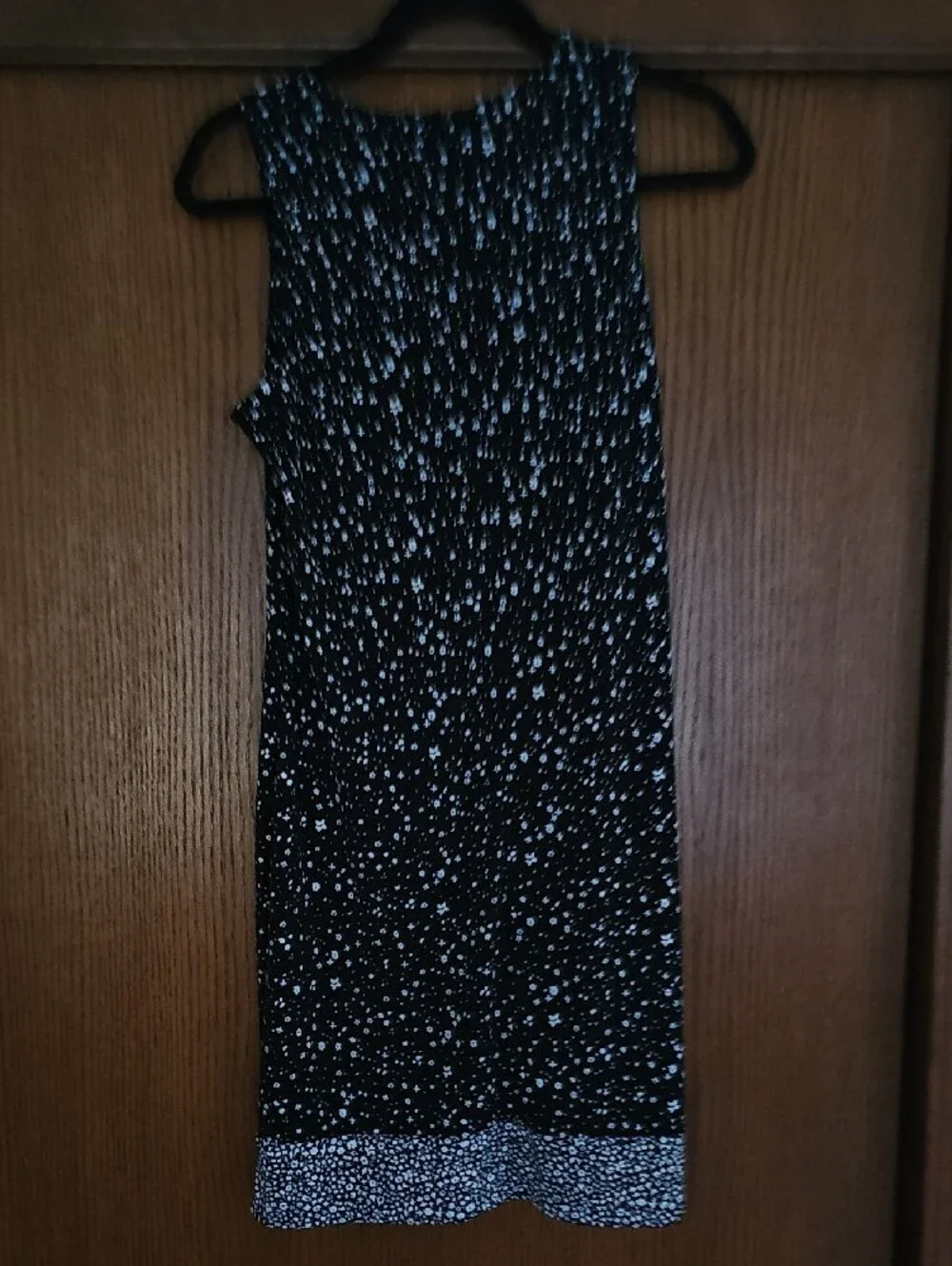 Michael Kors Black and White Sleeveless Printed Shift Dress